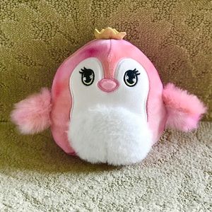 Limited Edition Scented Squishmallow
Pink Penguin 
Brand New
6”
